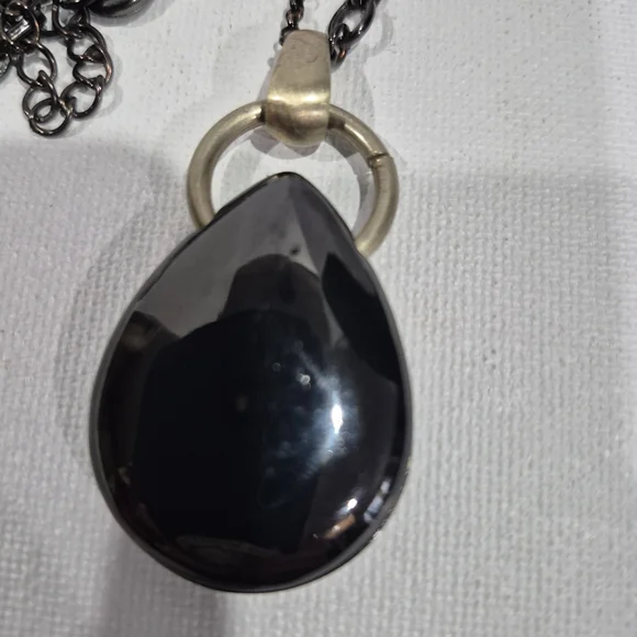 Sleek Black Nygard Teardrop Pendant Necklace - Picture 4 of 8